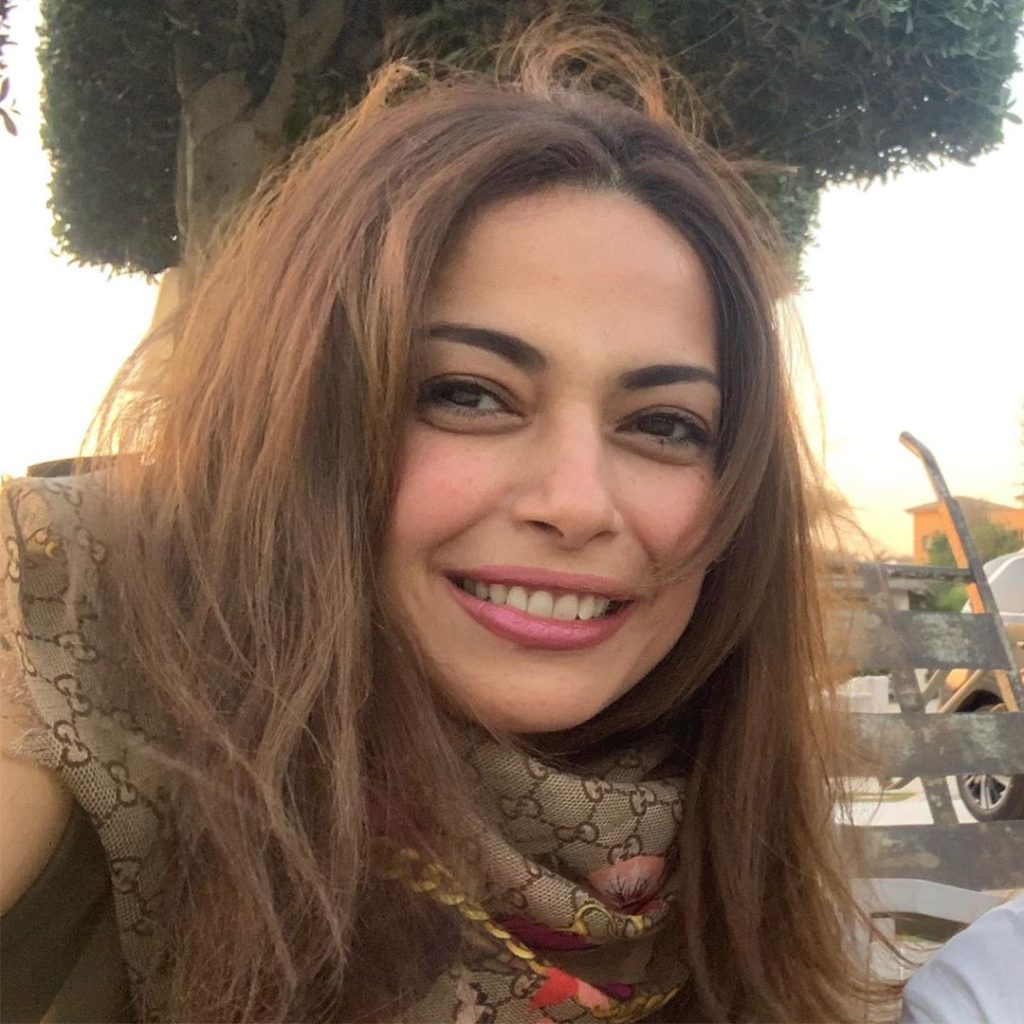 داليا-مصطفى-واختها-التوأم