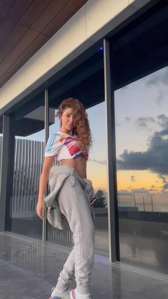 ميريام-فارس-ترقص