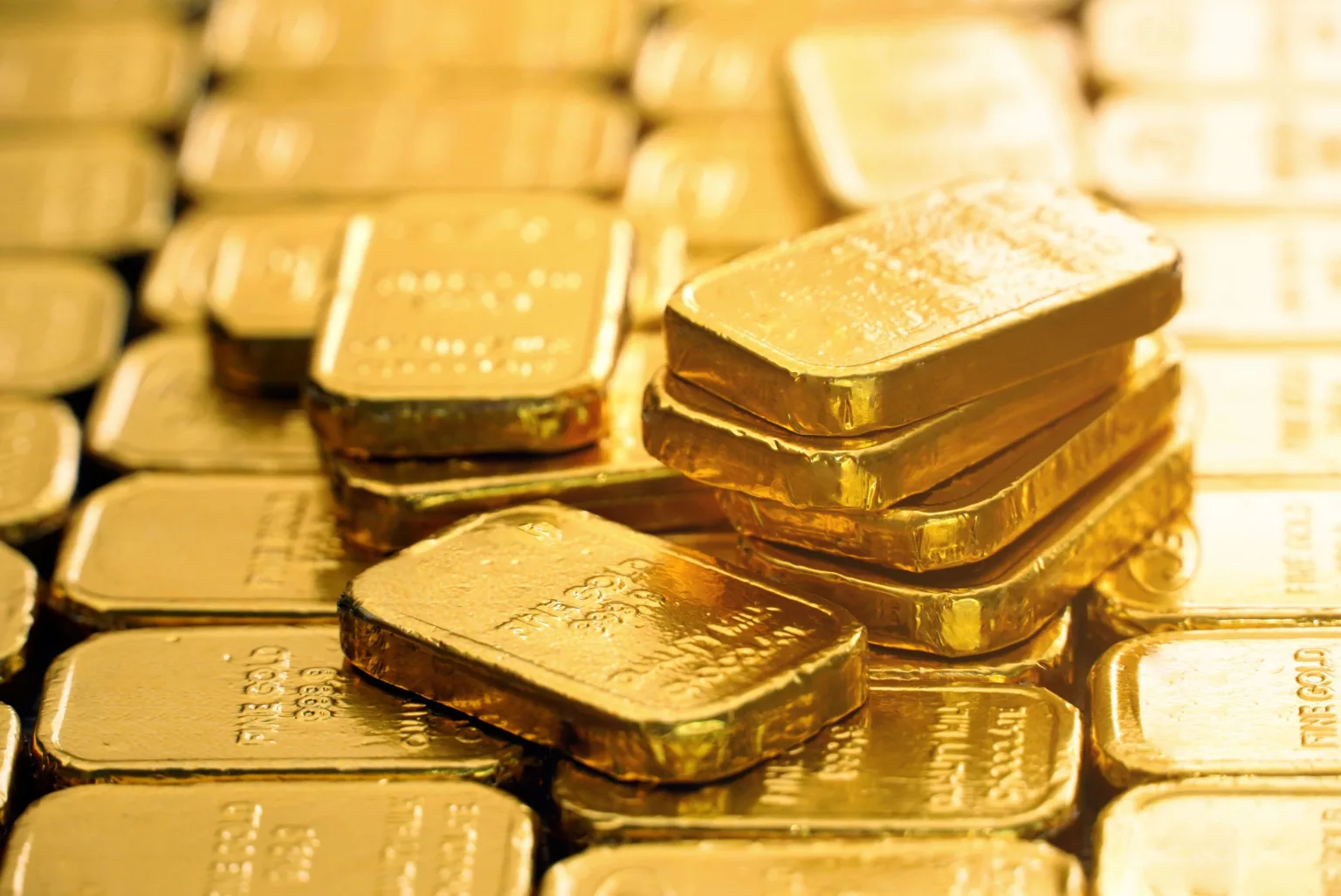 كيف-اتاجر-بالذهب-بمبلغ-بسيط