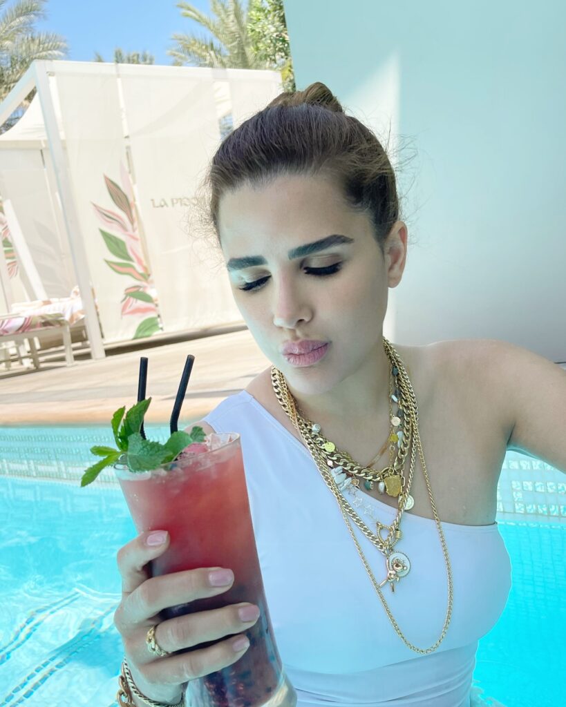الاعلامية شيما صابر بالمايوه تفتقد للصيف 3 شيما-صابر