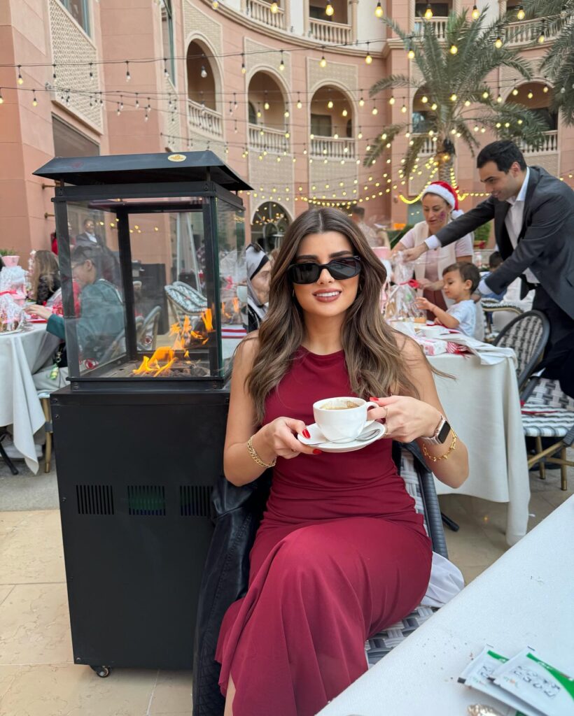 نتالي-رنتيسي-مذيعة-بين-سبورت