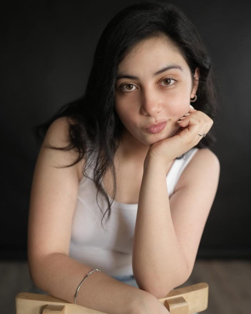 من هي فاتن سعيد كم عمرها، ديانتها، سيرتها الذاتية 2 من-هي-فاتن-سعيد