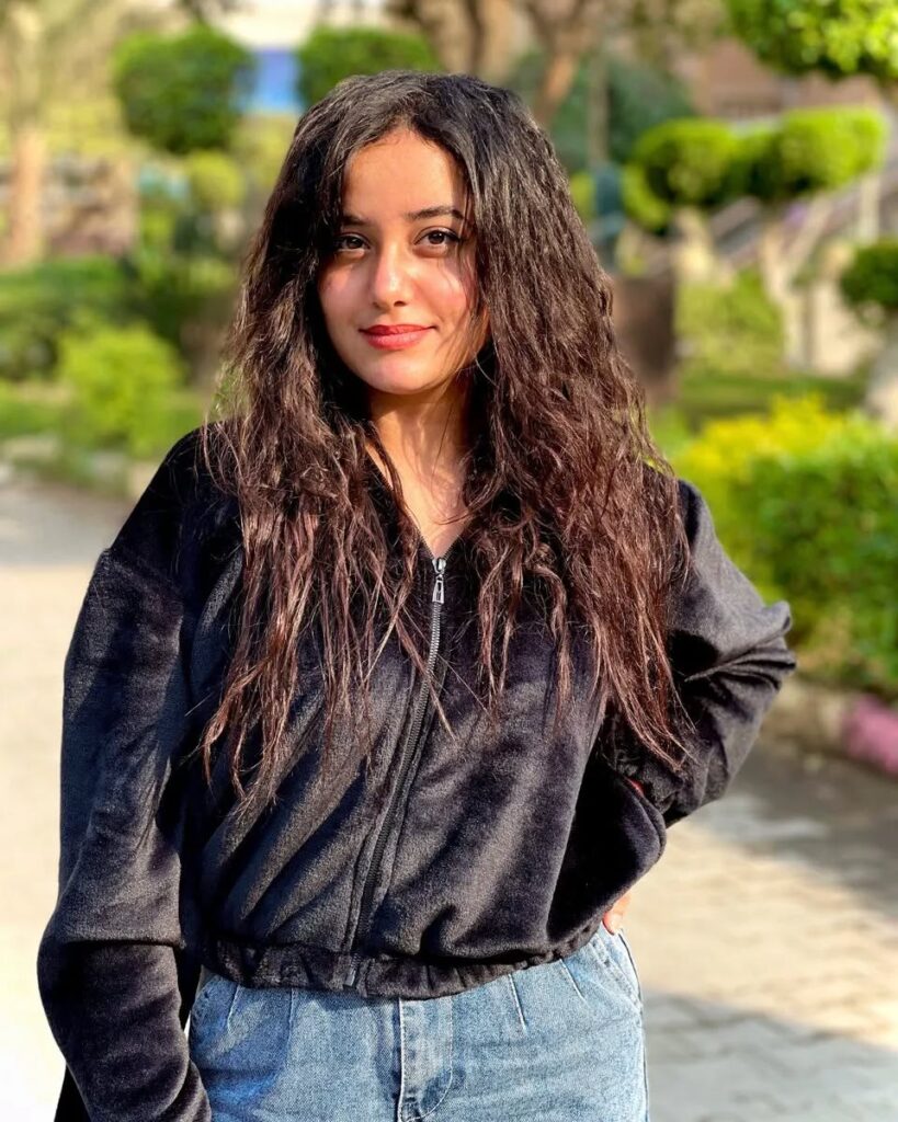 من هي نغم البي ويكيبيديا، عمرها وأعمالها الفنية 5 الممثلة نغم البيٌ