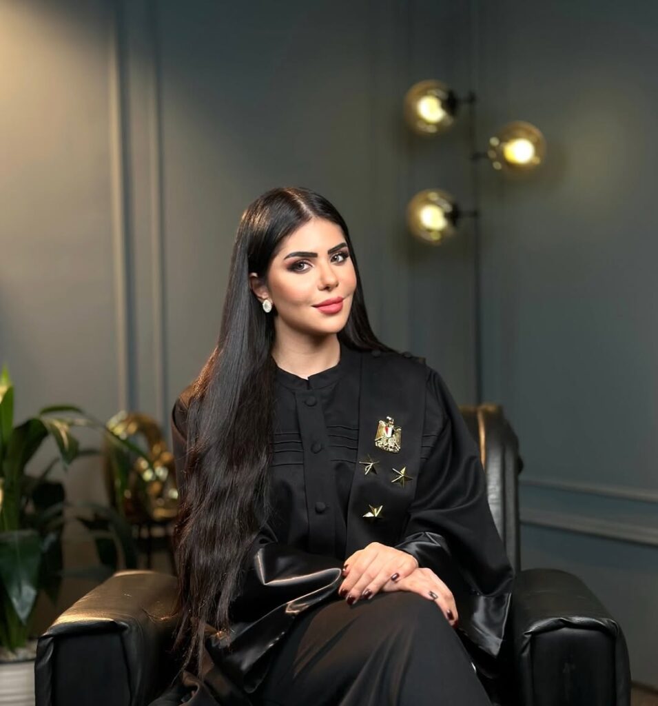 من هي نهاوند سري؟ | السيرة الذاتية للإعلامية المصرية 2 من هي نهاوند سري