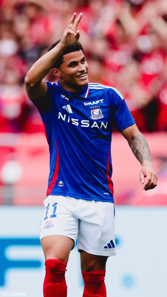 يان ماتيوس معلومات