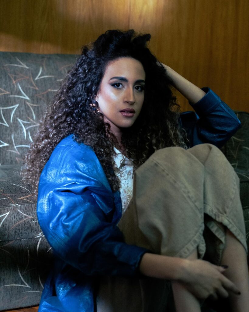 الممثلة دنيا وائل 819x1024